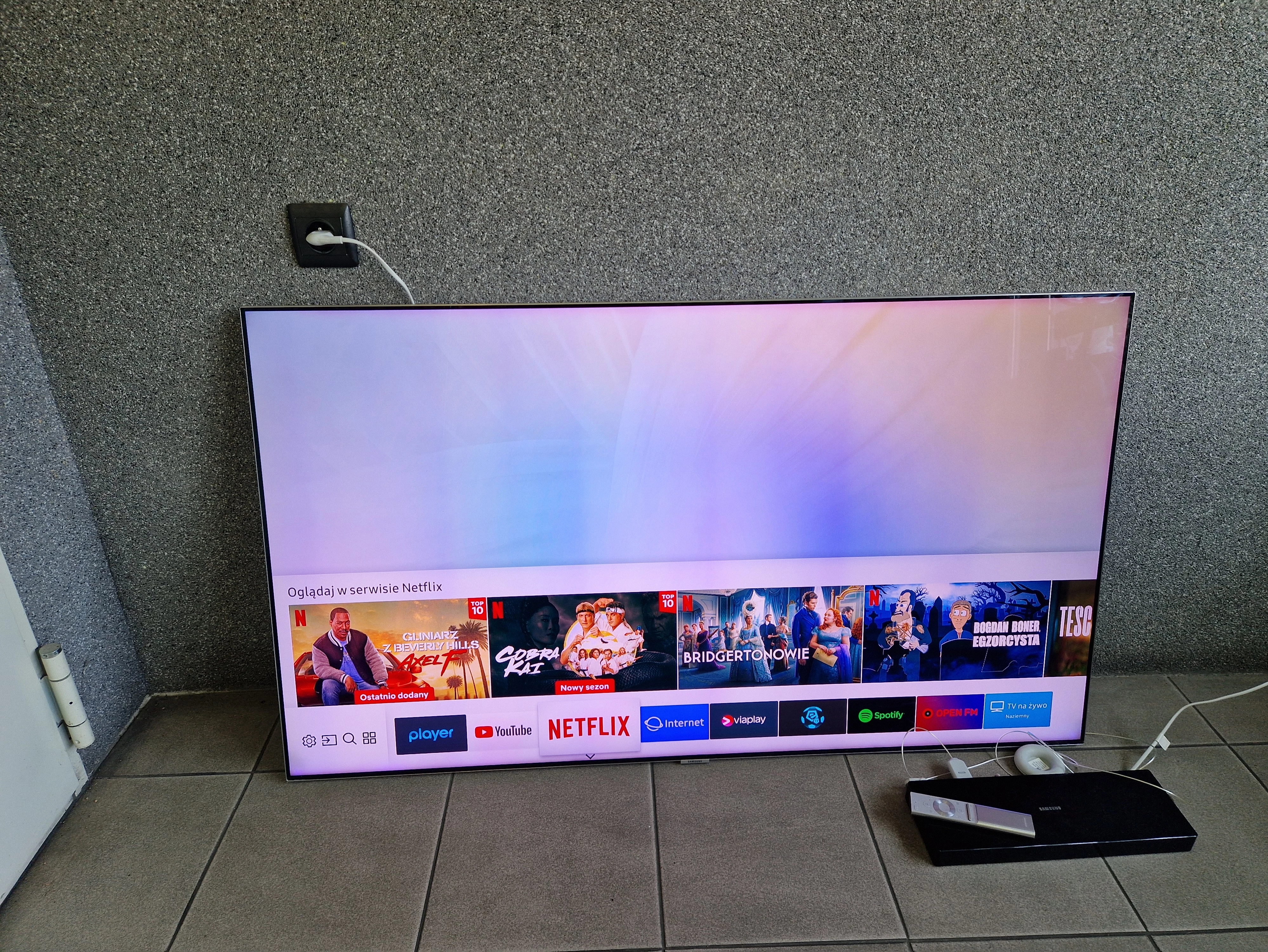 telewizor-samsung-qe55q7famt-pilot-pud-wojska-polskiego-112-swiecie