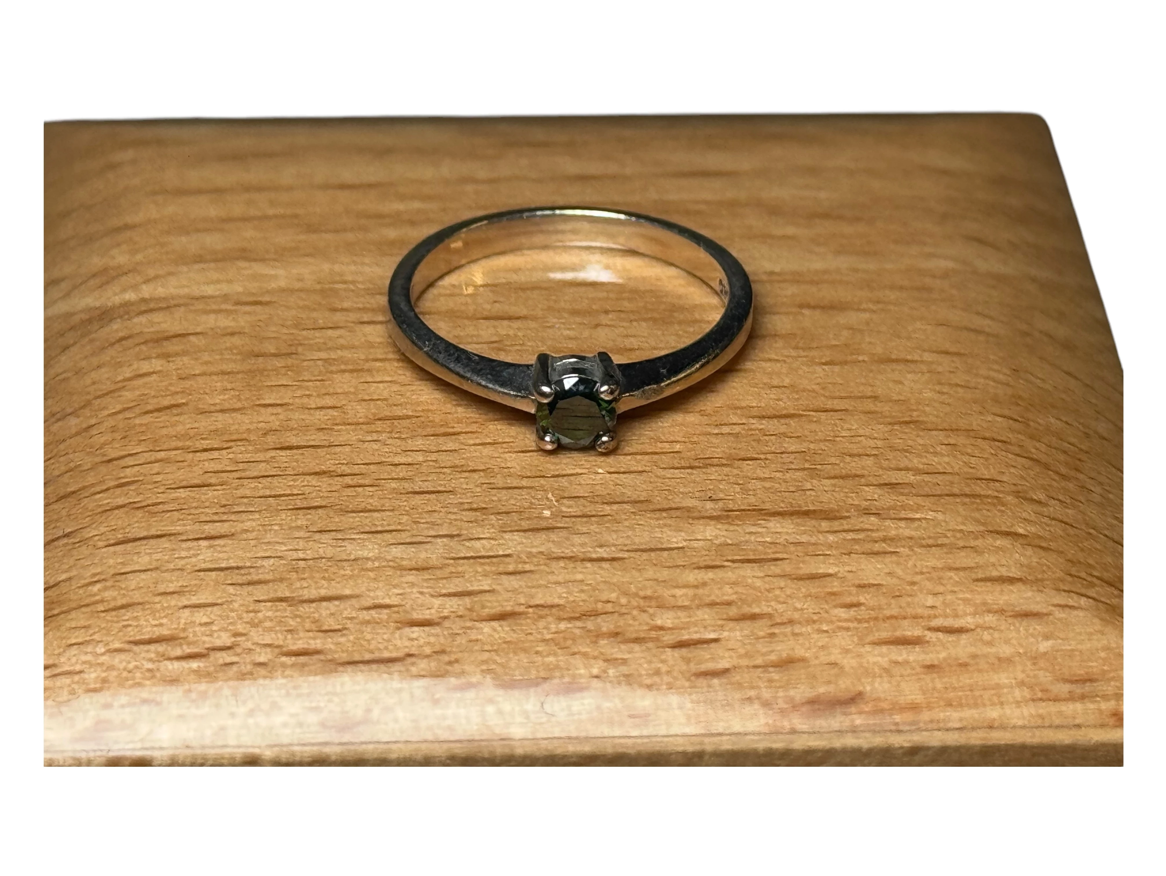 zloty-pierscionek-proby-585-rozmiar-11-biale-zloto-ean-gtin-023112600807