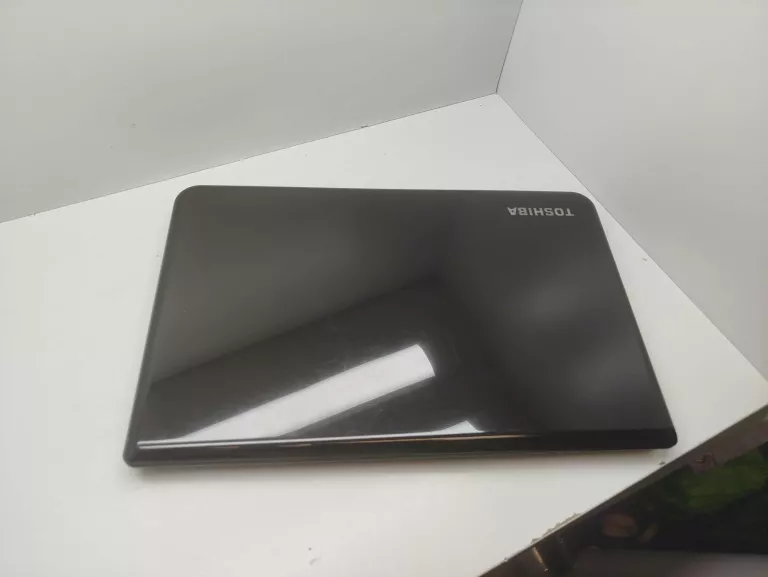 LAPTOP TOSHIBA SATELLITE C55--A-1GJ I3 4 RAM 750