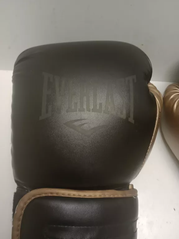 RĘKAWICE BOKSERSKIE EVERLAST BLACK 16 OZ.