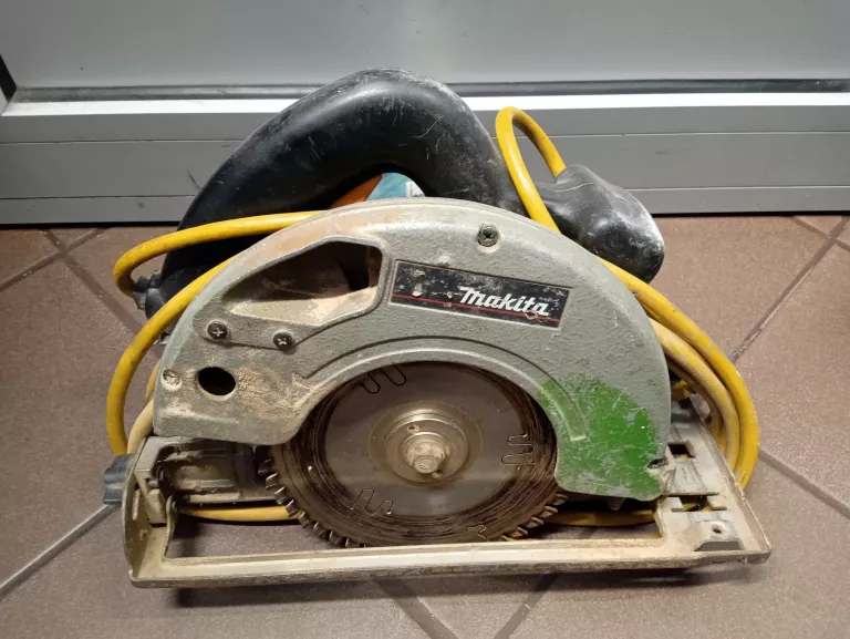 MAKITA PIŁA TARCZOWA 5603R