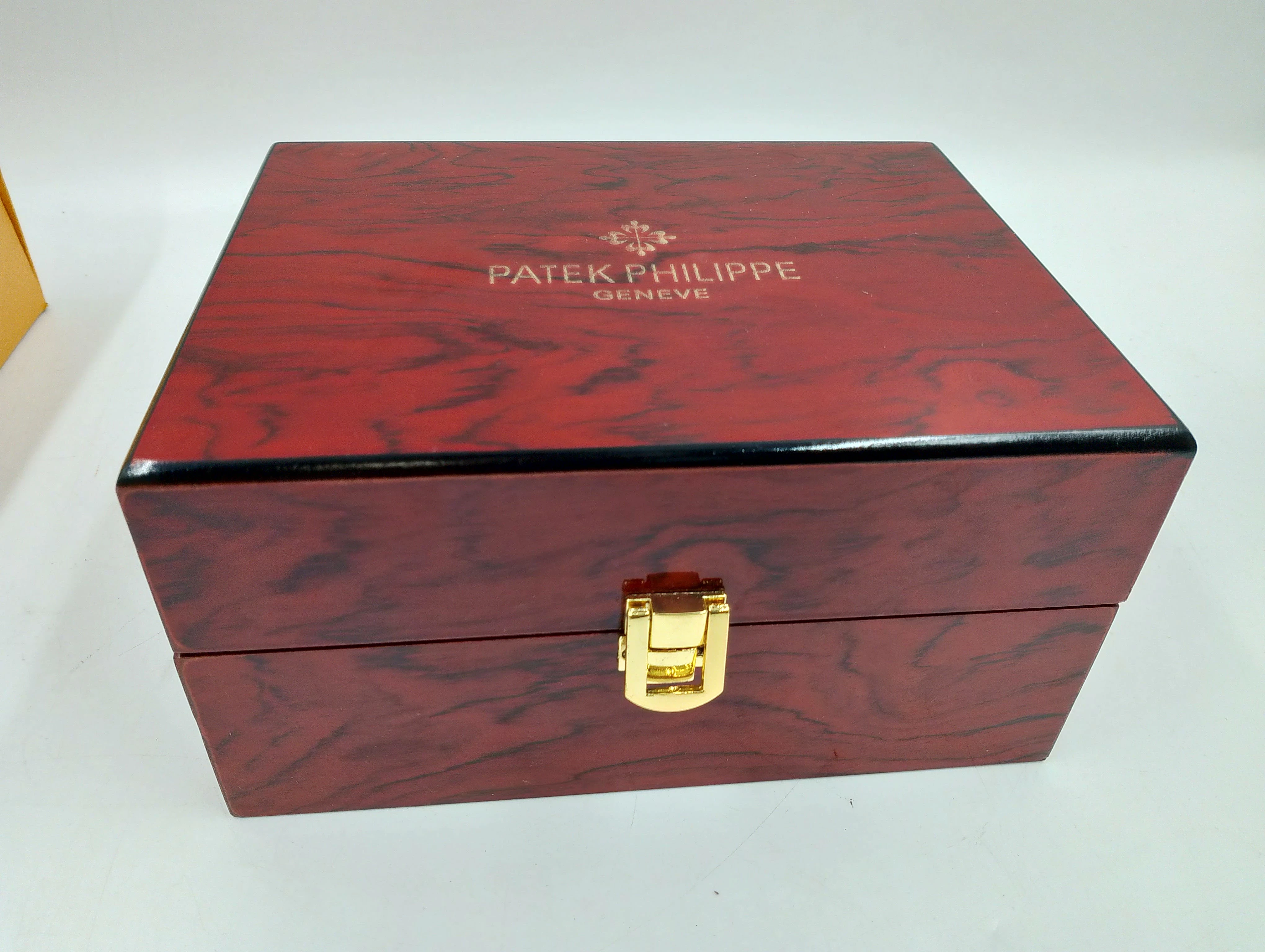 zegarek-patek-philippe-geneve-g529h1-mechanizm-18738-4