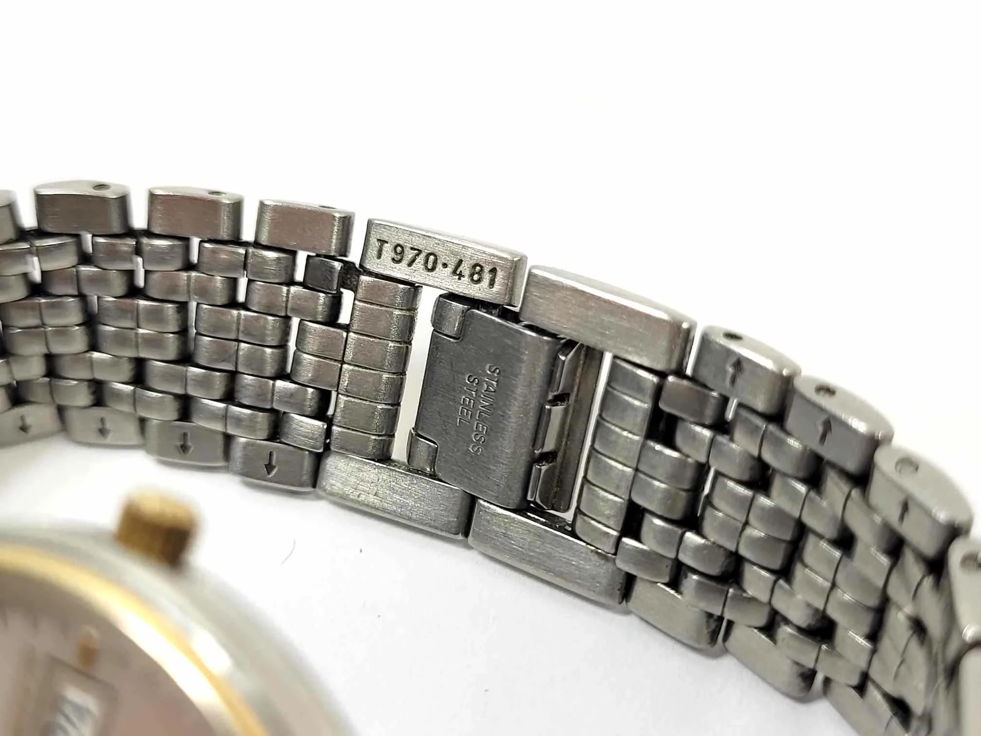 elegancki-zegarek-tissot-t870970-1853-na-bransolecie-ksztalt-koperty-129223-2