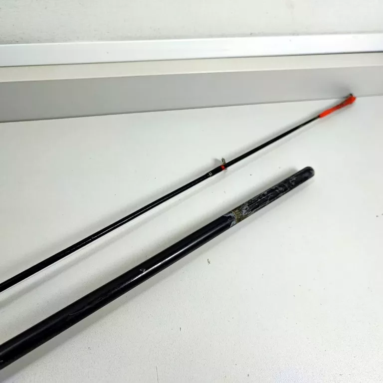 CORMORAN BULL FIGHTER FEEDER 3.60M 80-230G + KOŁOWROTEK JAXON LOTUS 300 FD