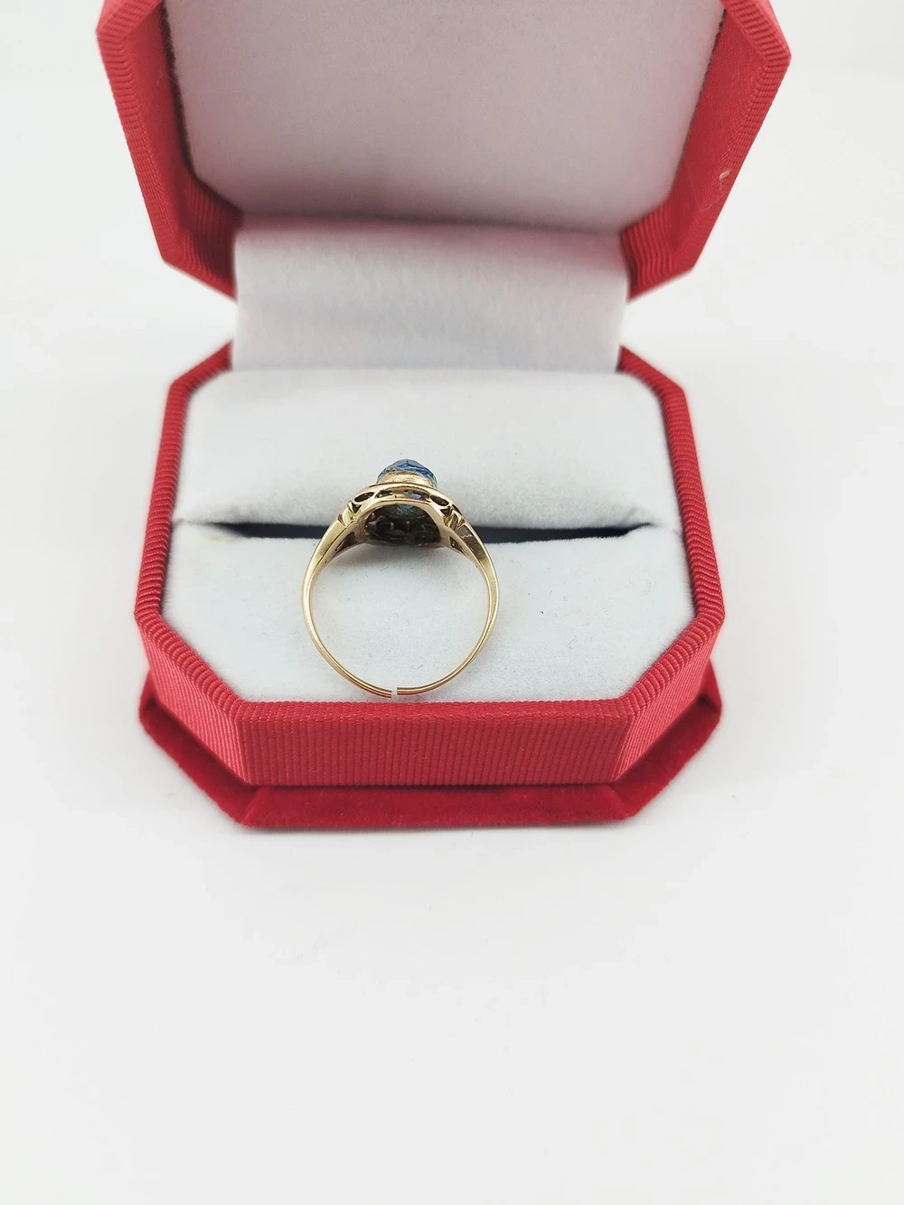 zloty-pierscionek-p-585-w-275-g-pekniety-marka-226434-1704211