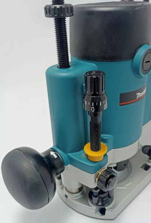 FREZARKA GÓRNOWRZECIONOWA MAKITA RP1110C + FREZY MAKITA