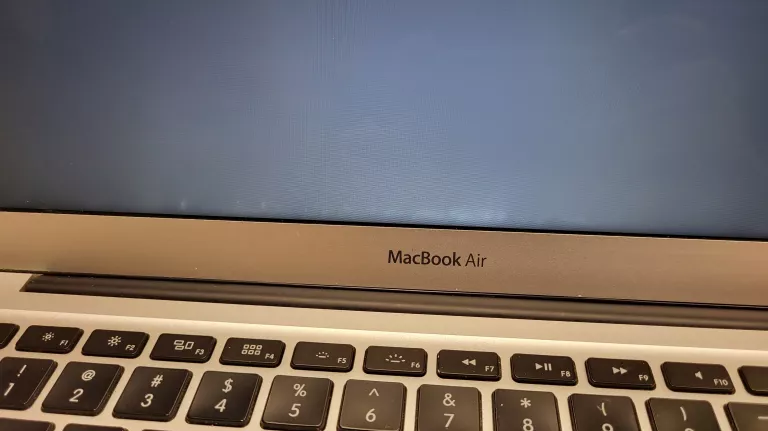 LAPTOP MACBOOK AIR 13 A1466 I7 3GEN 8GB 128GB