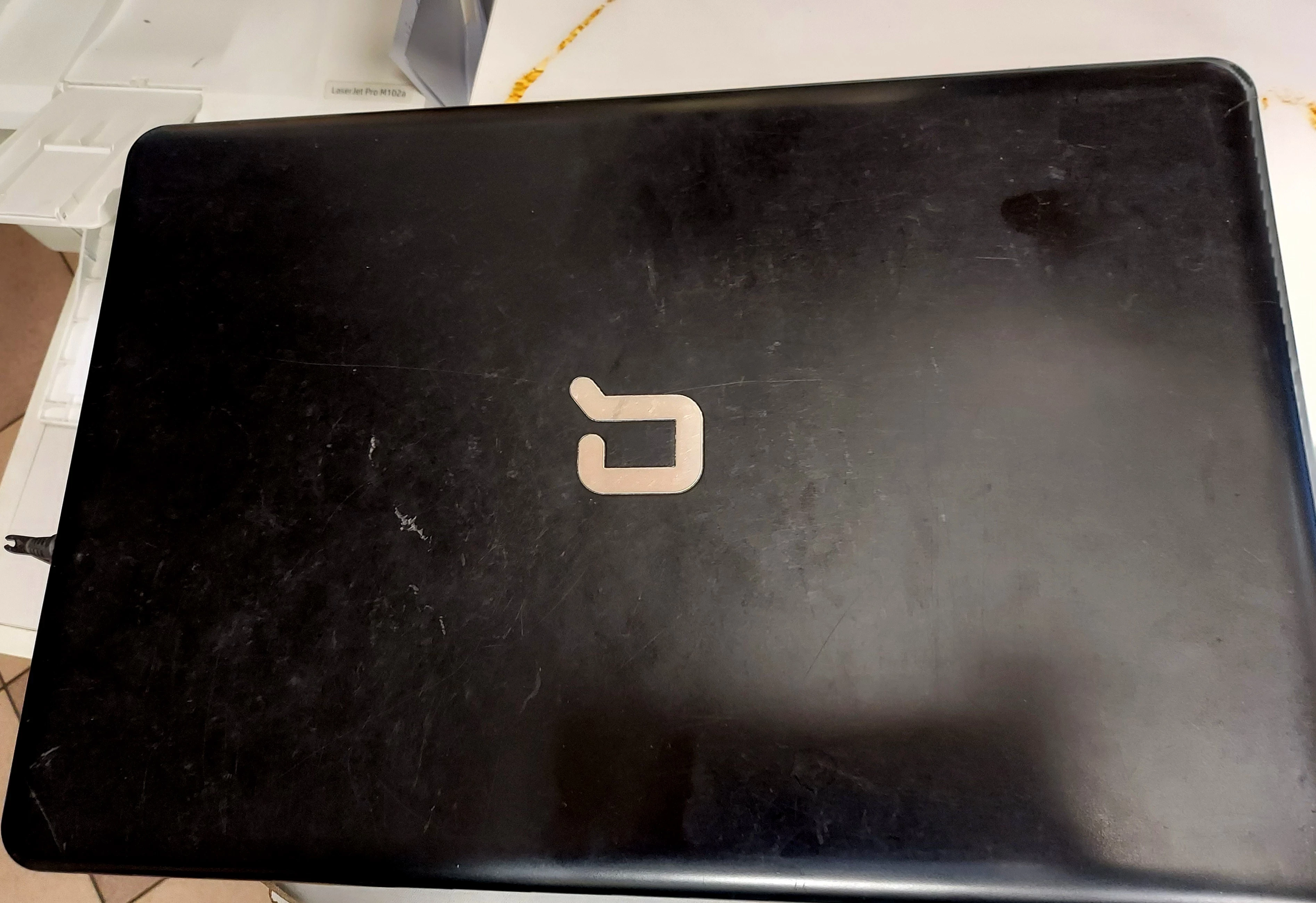 laptop-compaq-610-przekatna-ekranu-1560