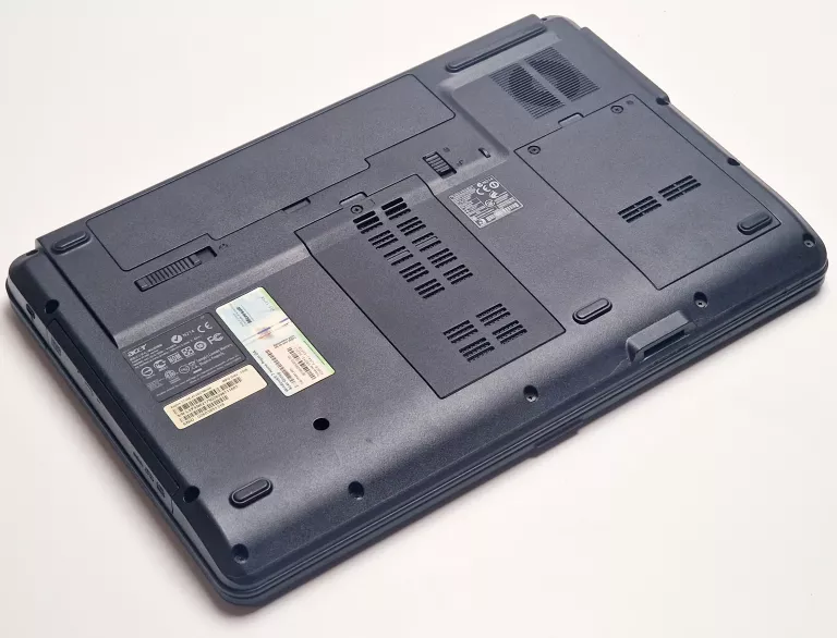 ACER ASPIRE INTEL T4500 2/250 GB 15,6" BAT. DO WYM.