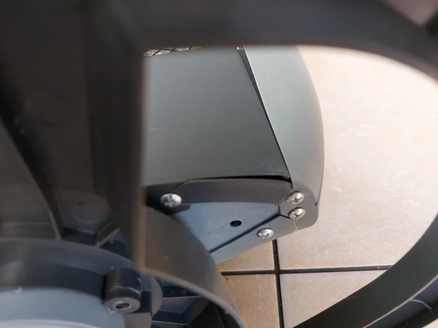 grzejnik-halogenowy-hoomei-hm-8312-1200-w-model-lq003c