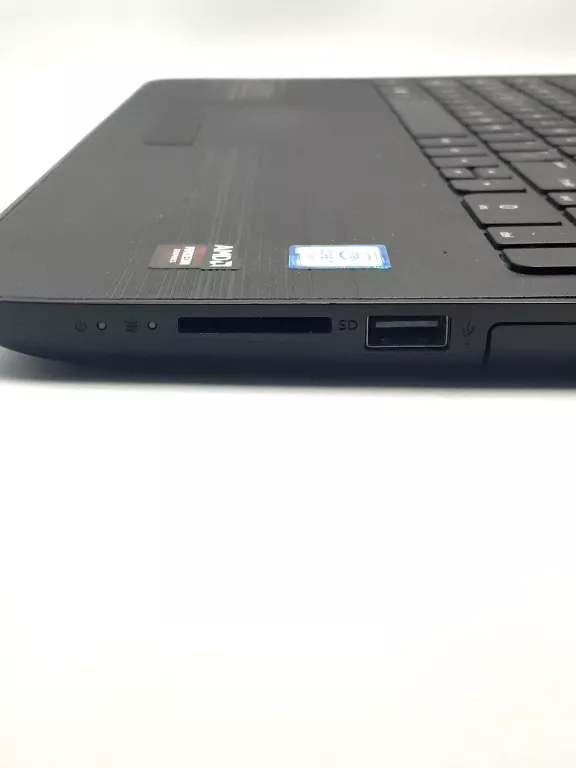 LAPTOP HP 15-AY085ND I7-6500U 16/240GB