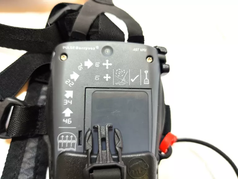DETEKTOR LAWINOWY MAMMUT BARRYVOX PULS ETUI