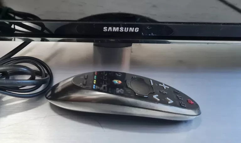TELEWIZOR SAMSUNG UE40H6700SL + PILOT SMART TV 40