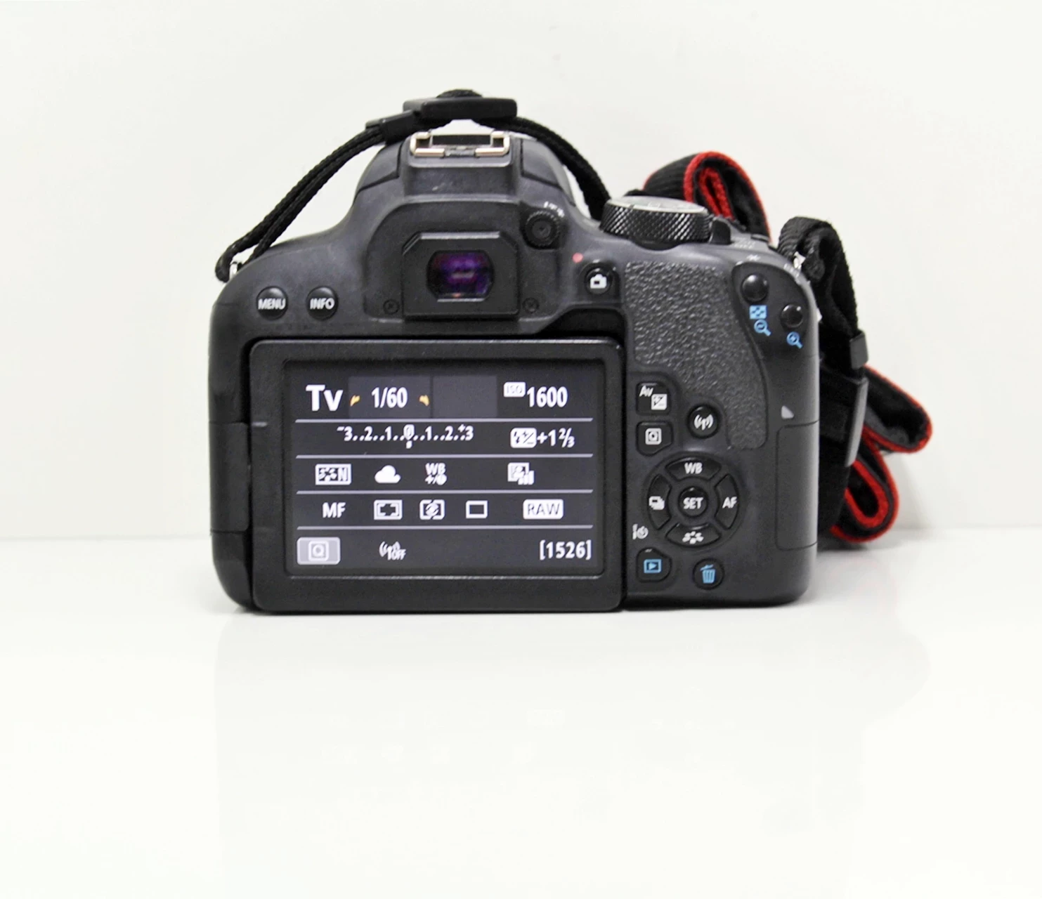 lustrzanka-canon-800d-korpus-body-marka-212538-254474