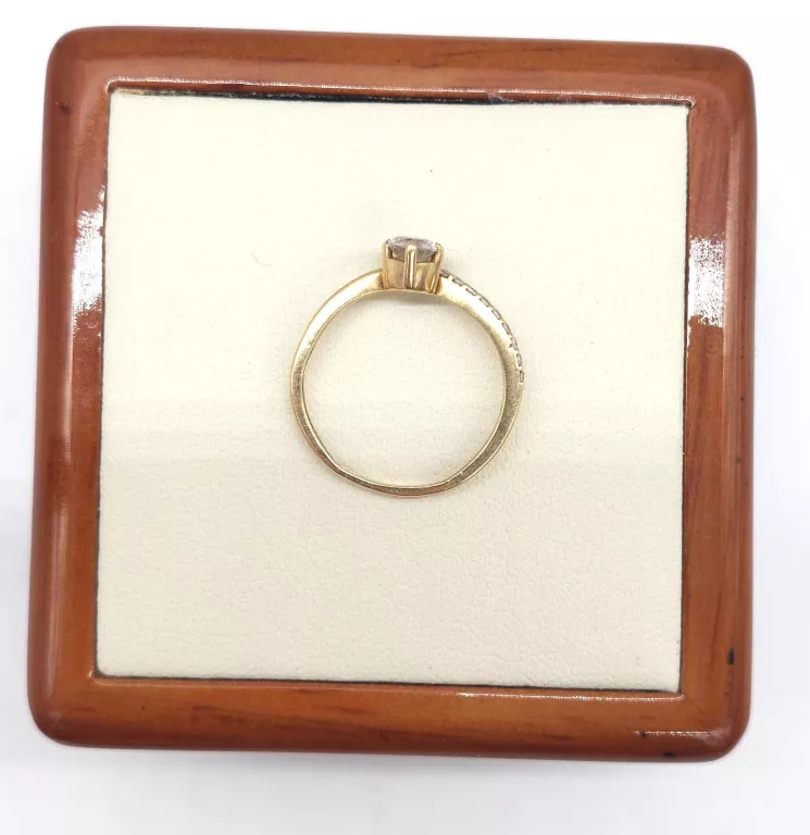 PRZEŚLICZNY ZŁOTY PIERŚCIONEK 585/1,14G