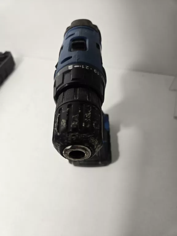 wkretarka-hyundai-18-v-2baterie-walizka-ean-gtin-3661602020062