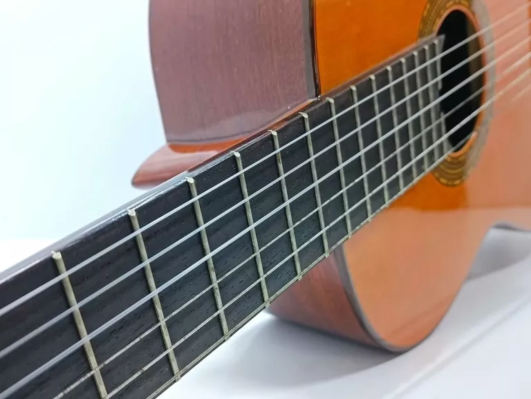 GITARA KLASYCZNA ESTEVE 4ST
