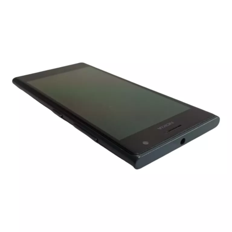 TELEFON NOKIA LUMIA 735