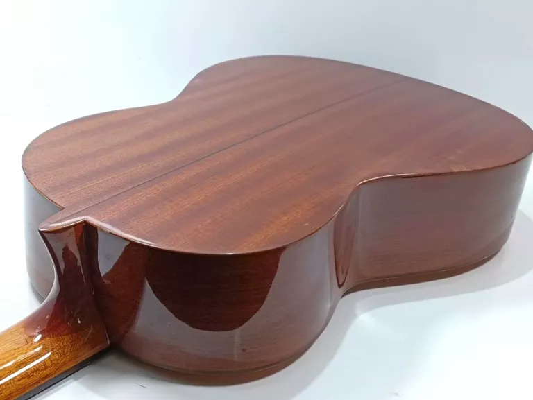 GITARA KLASYCZNA ESTEVE 4ST