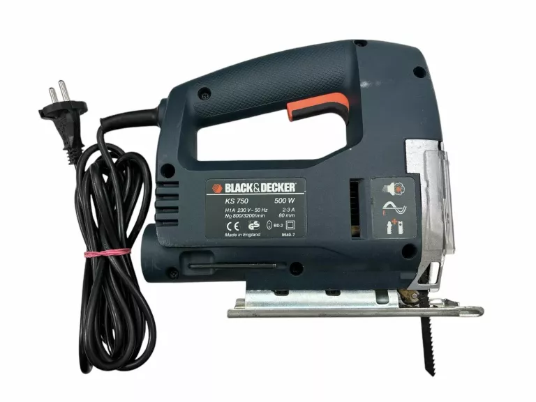 WYRZYNARKA BLACK&DECKER KS 750 + WALIZKA