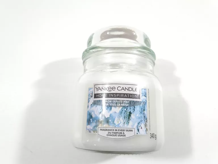 swieczka-yankee-candle-340g-snow-dusted-radna-1-wolow-gracja