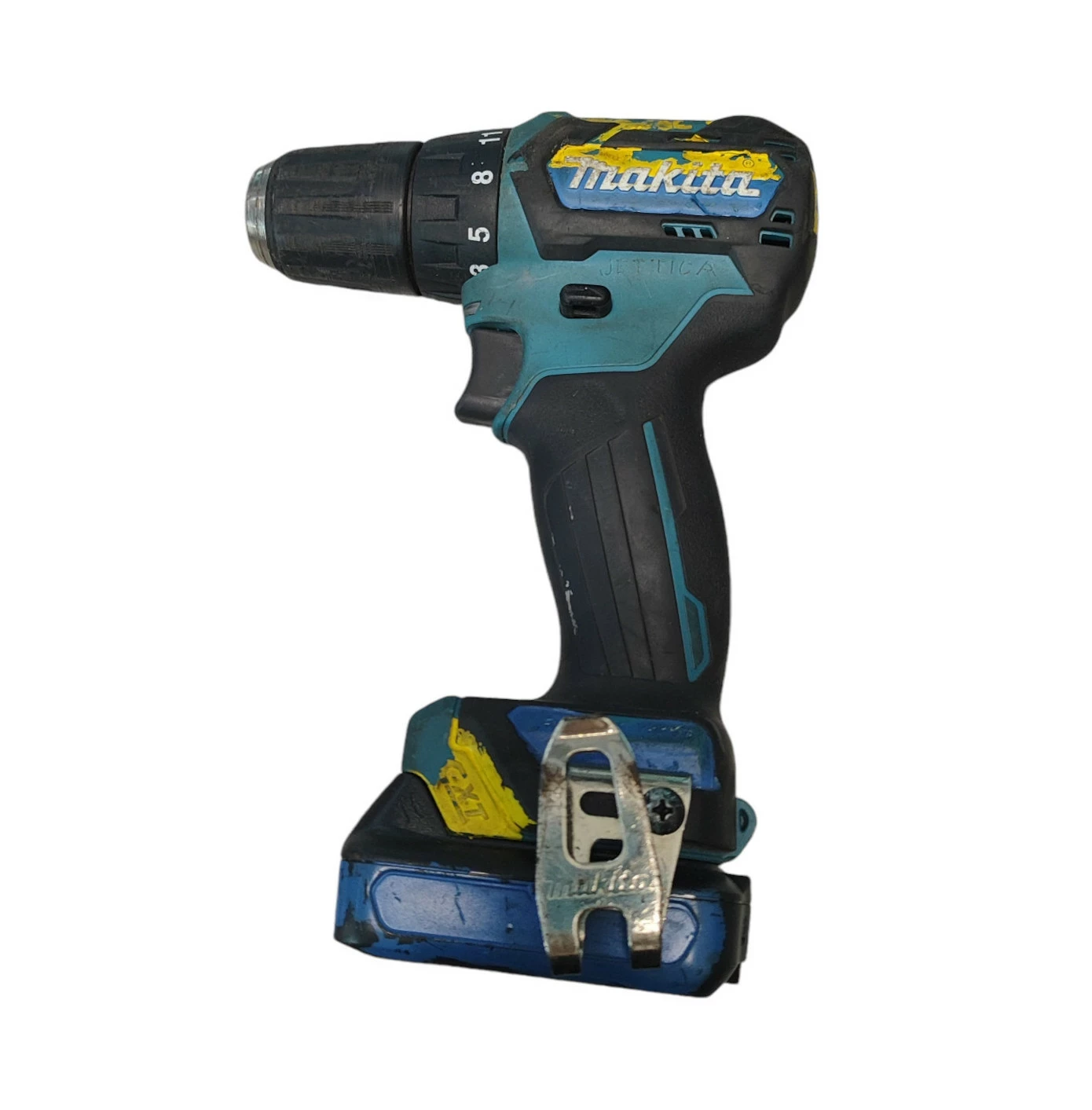 makita-df332d-3-akumulatoryladowarka-okazja-typ-uchwytu-129629-1