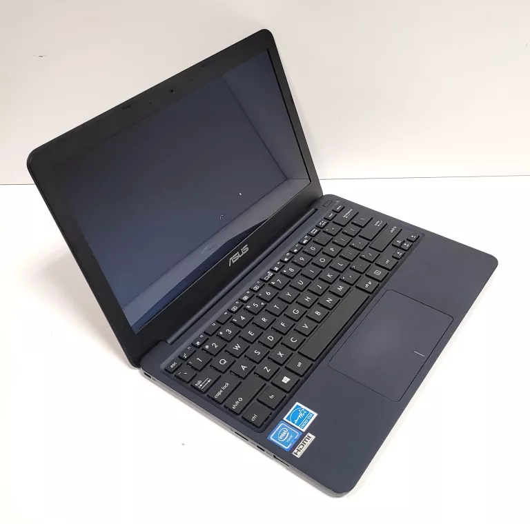 laptop-asus-e-200h-kod-producenta-bh107
