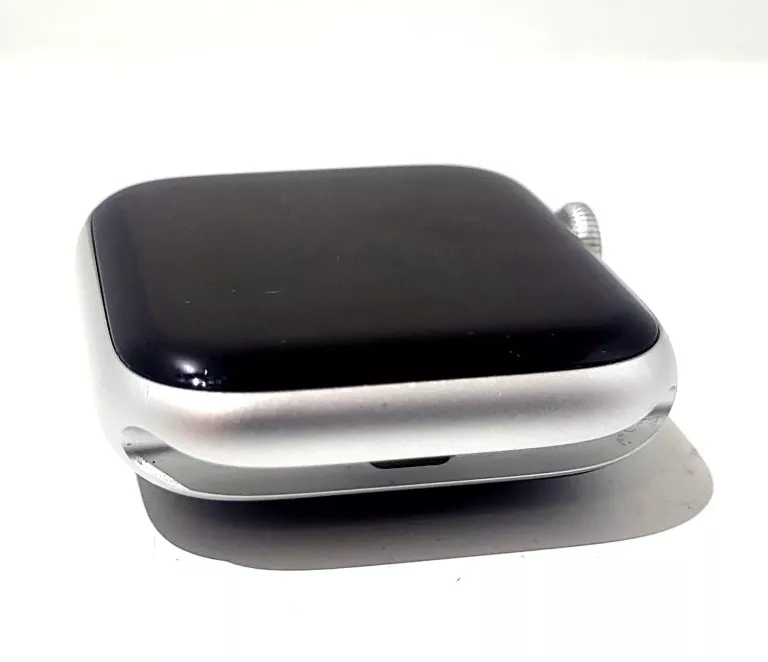 ZEGAREK APPLE WATCH SE 44MM A2356