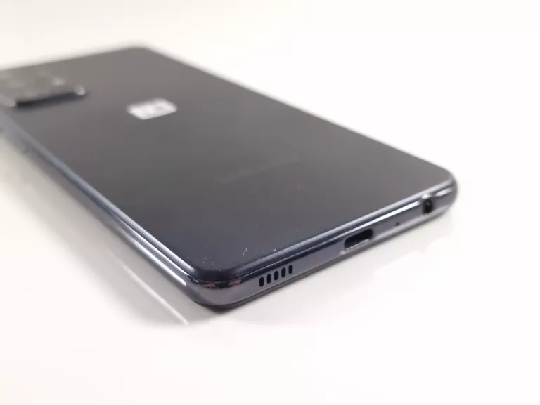 telefon-samsung-galaxy-a52-6gb128gb-4g-lte-czarny-przekatna-ekranu-650