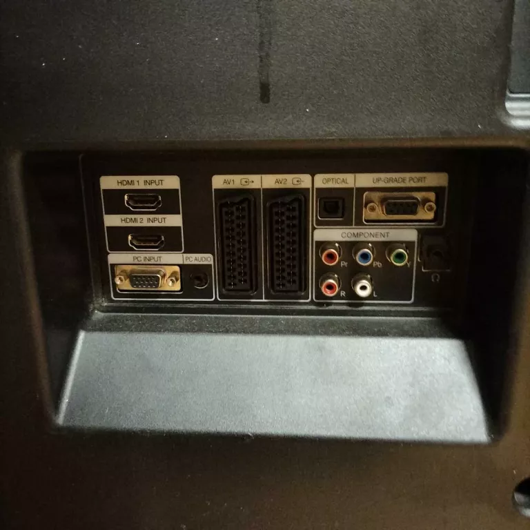 TELEWIZOR DAEWOO 42" DLT-42U1FH + PILOT