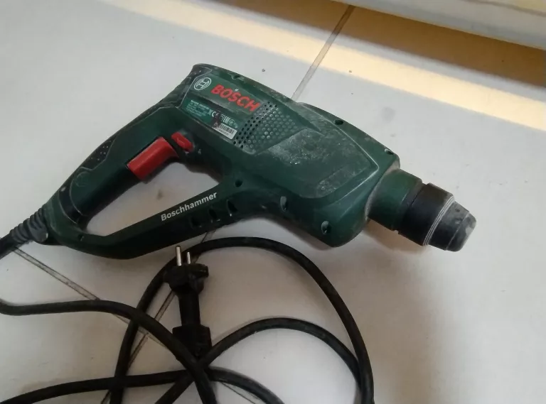 MŁOTOWIERTARKA BOSH PBH 2100 RE