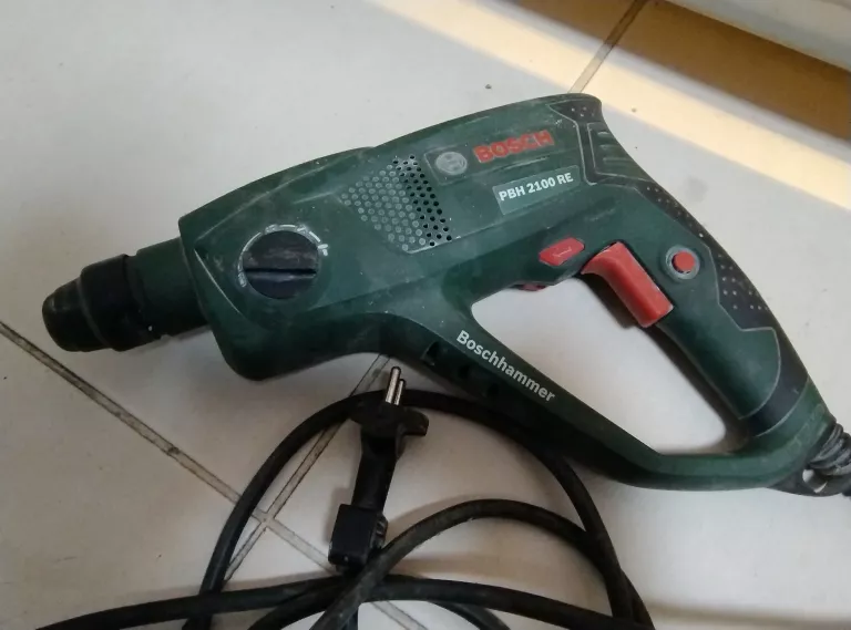 MŁOTOWIERTARKA BOSH PBH 2100 RE