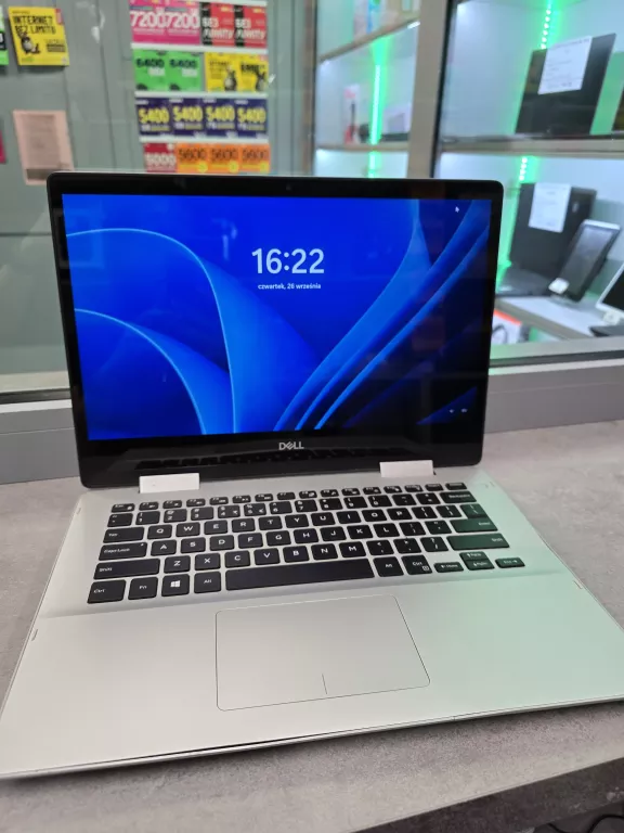 LAPTOP DELL INSPIRON P93G