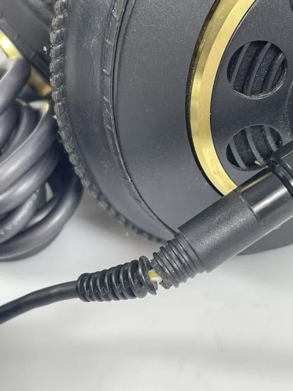 SŁUCHAWKI STUDYJNE AKG K-240 STUDIO NAUSZNE PÓŁOTWARTE