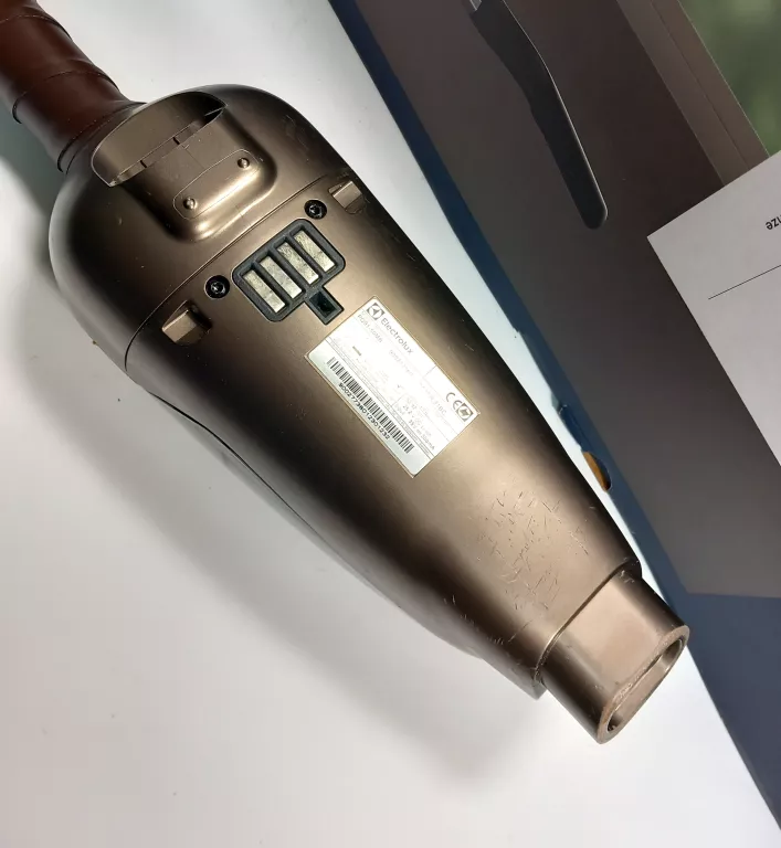 ODKURZACZ ELECTROLUX PQ91-50MB KPL