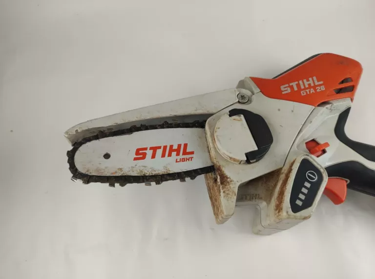 PIŁA STIHL GTA 26,  2 AKUMULATORY, ŁADOWARKA