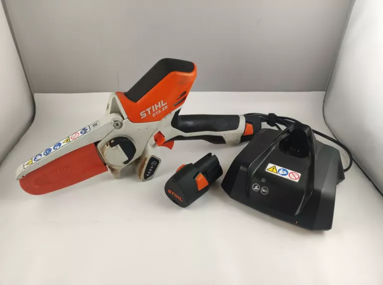 PIŁA STIHL GTA 26,  2 AKUMULATORY, ŁADOWARKA