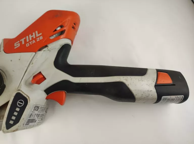 PIŁA STIHL GTA 26,  2 AKUMULATORY, ŁADOWARKA