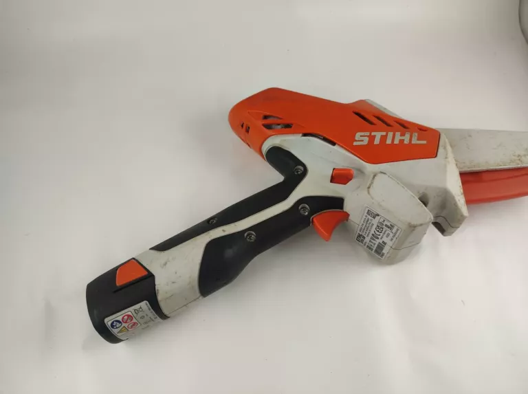 PIŁA STIHL GTA 26,  2 AKUMULATORY, ŁADOWARKA