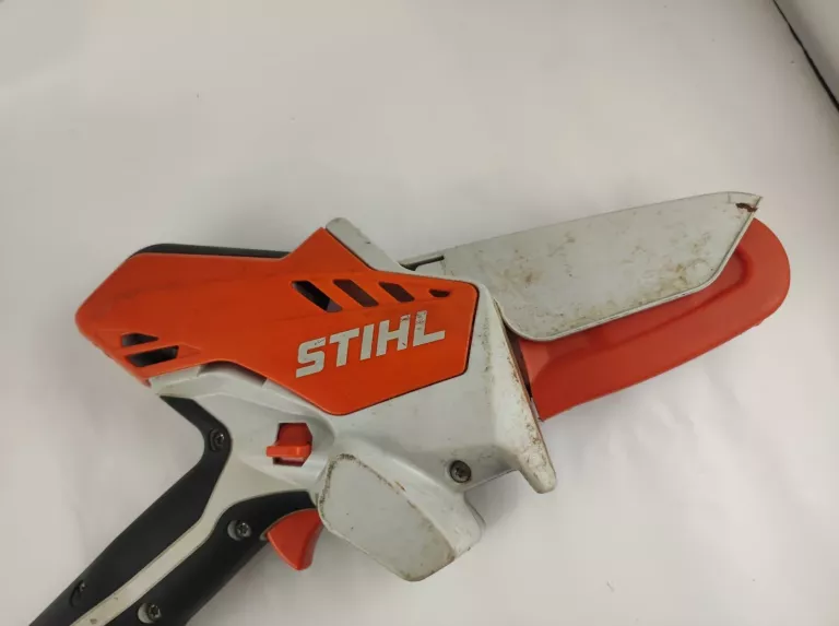 PIŁA STIHL GTA 26,  2 AKUMULATORY, ŁADOWARKA