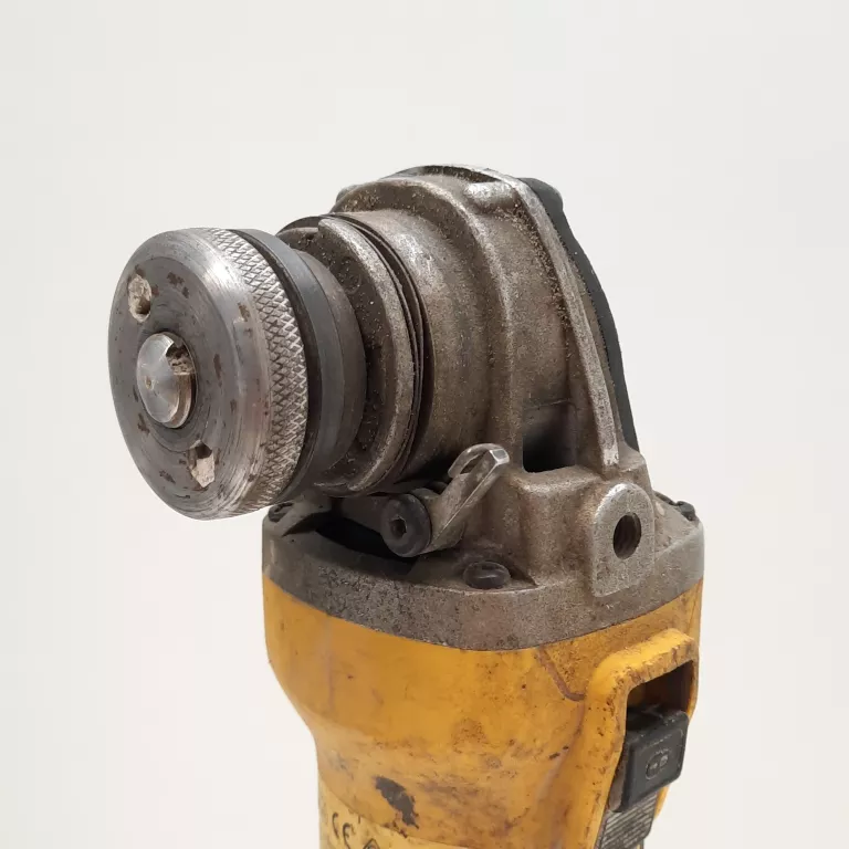 AKUMULATOROWA SZLIFIERKA KĄTOWA DEWALT DCG405