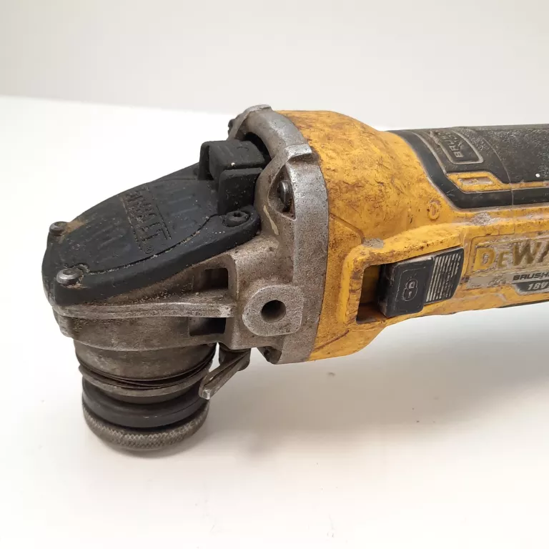 AKUMULATOROWA SZLIFIERKA KĄTOWA DEWALT DCG405