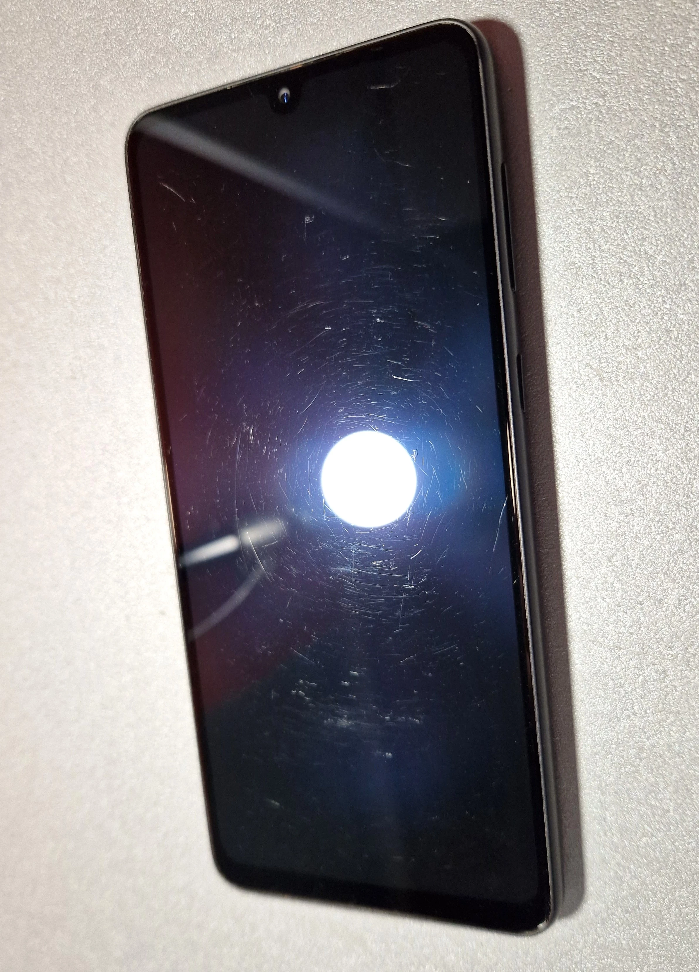 telefon-samsung-galaxy-a33-5g-opis-stan-11323-2