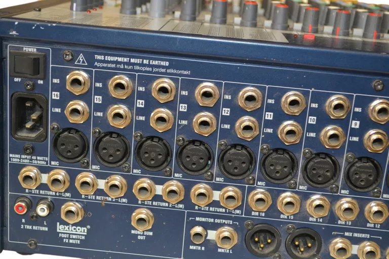 SOUNDCRAFT FX 16 II
