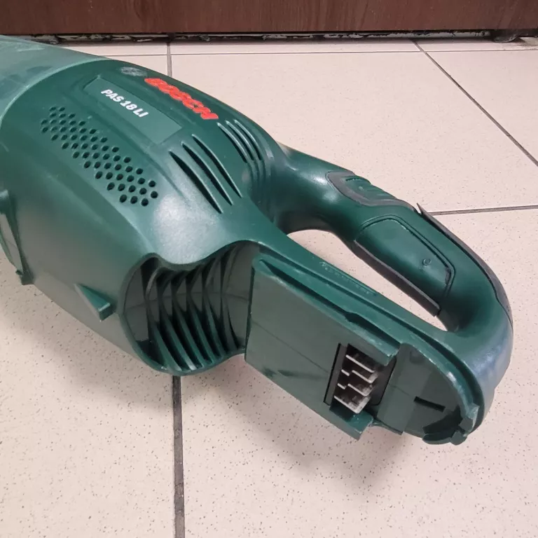ODKURZACZ RĘCZNY BOSCH PAS 18 LI SPRAWNY! POLECAM!