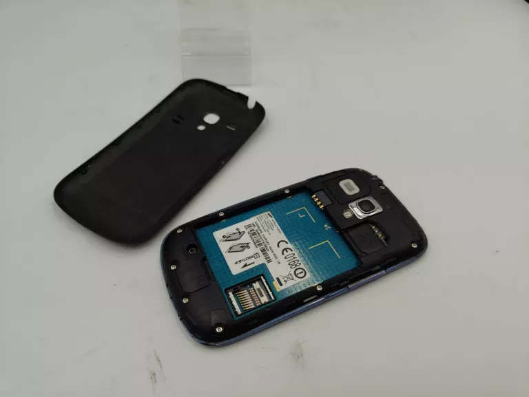 telefon-samsung-i8200-galaxy-s-iii-mini-ve-opis-stan-11323-238062