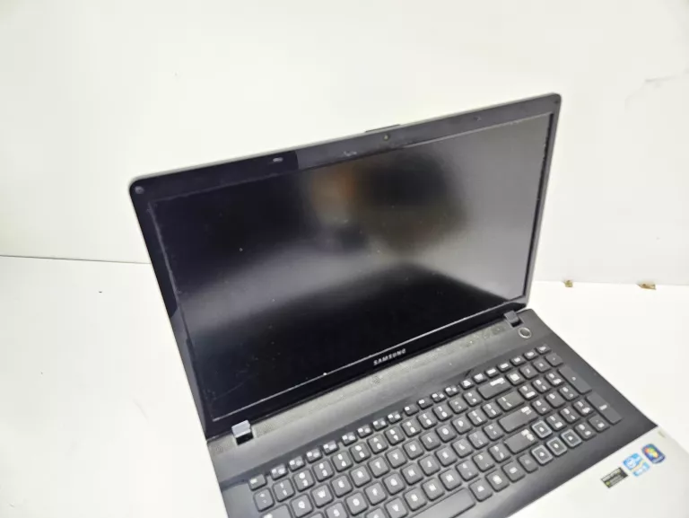 laptop-samsung-kod-producenta-np300e5a