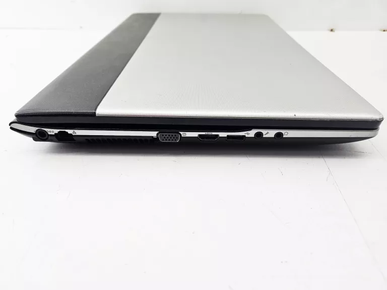 laptop-samsung-rozdzielczosc-px-4474-492685