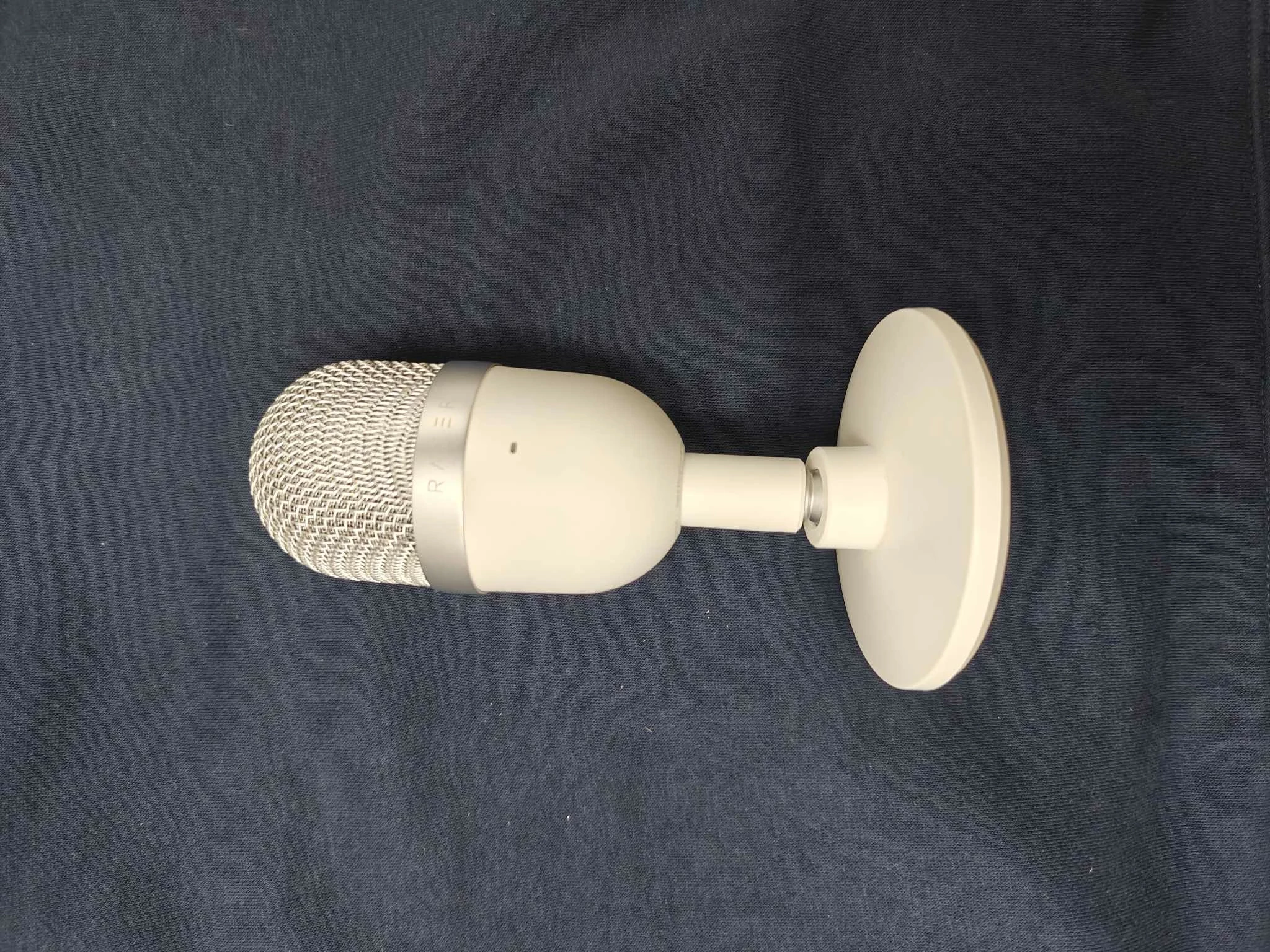 mikrofon-razer-seiren-mini-bialy-nb-0003-model-seiren-mini