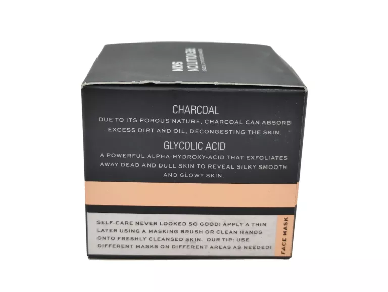 maseczka-do-twarzy-revolution-skincare-blemish-50ml-z-weglem-aktywnym-ean-gtin-5057566631754